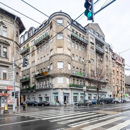 Lilac Escape On Baross Street Budapest Exterior photo