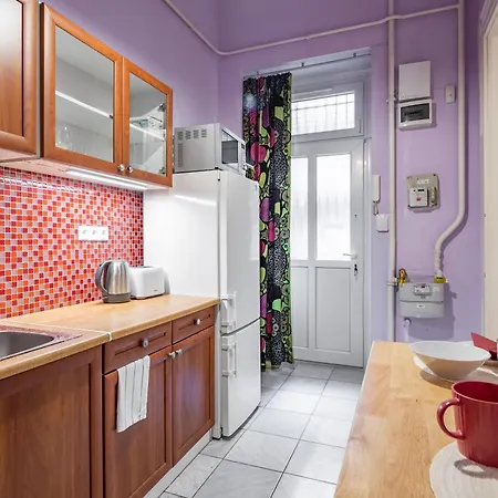 Lilac Escape On Baross Street Budapest Exterior photo